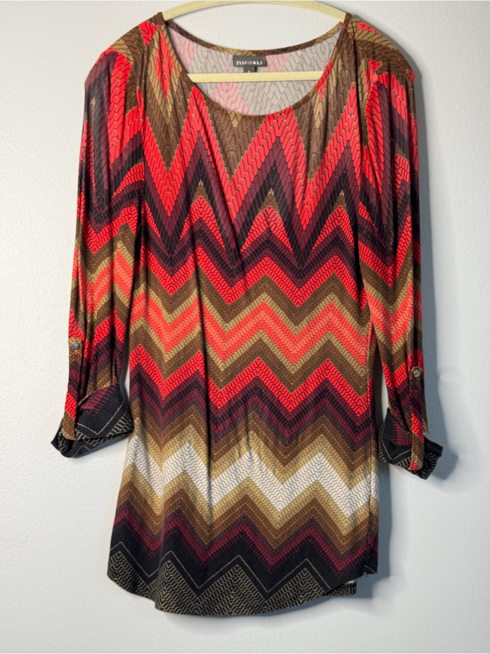 Roz & Ali Brown Chevron Tunic Rayon Size Small